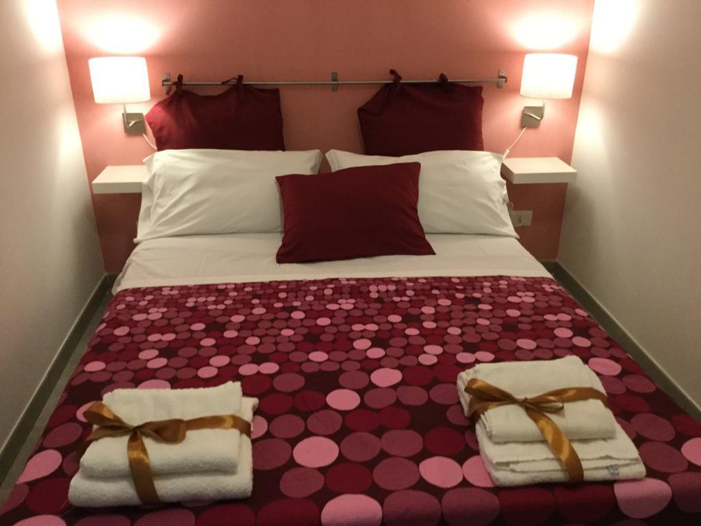 Case Vacanze Le Rose Villa Noto Bagian luar foto