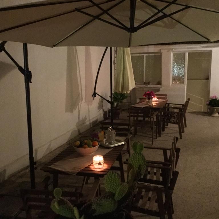 Case Vacanze Le Rose Villa Noto Bagian luar foto