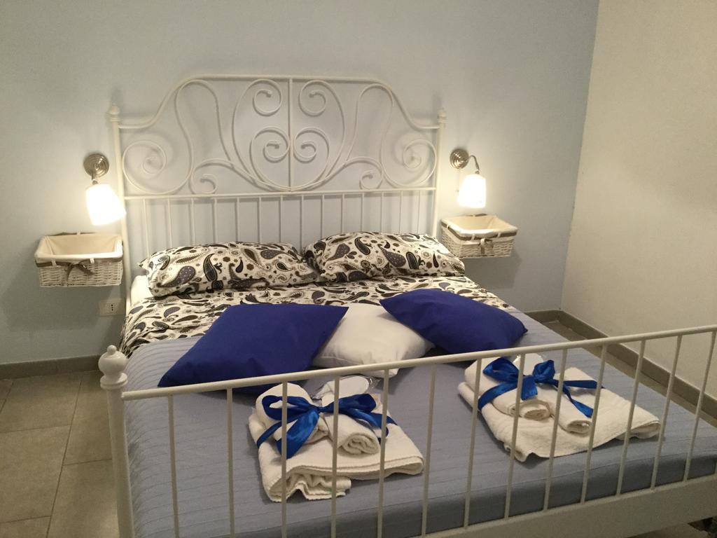 Case Vacanze Le Rose Villa Noto Bagian luar foto
